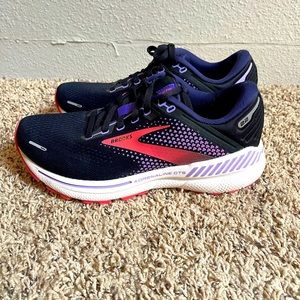 Brooks adrenaline gts 22
